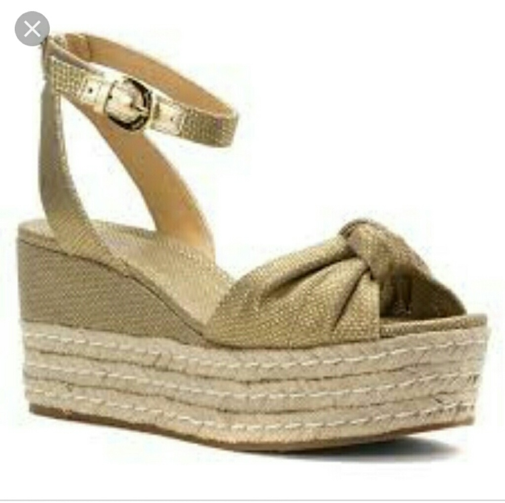 Michael Michael Kors Maxwell sandal - Picture 3 of 8